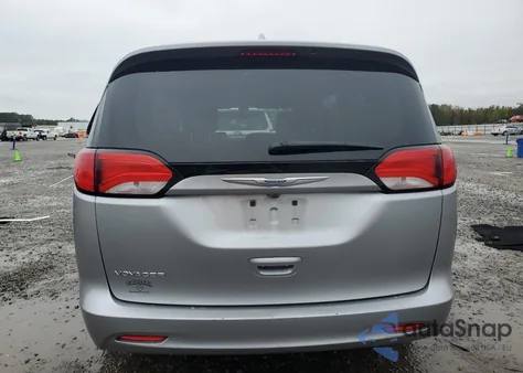 2020 Chrysler Voyager Lxi из США, поврежденный, VIN 2C4RC1DG4LR182355